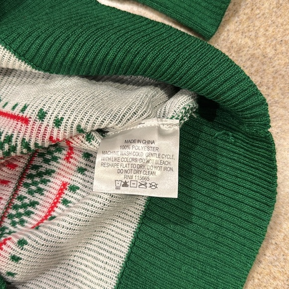 NWT Buddy  Elf Cardigan sweater Christmas. M L XL. Will Farrell full sleeve - Picture 5 of 5